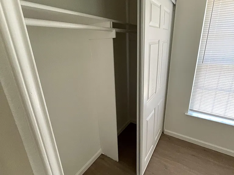 5547 Stonybrook Dr — Photo 21