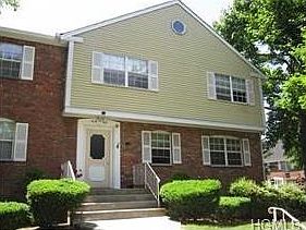 1st image of 221 Parkside Dr #221