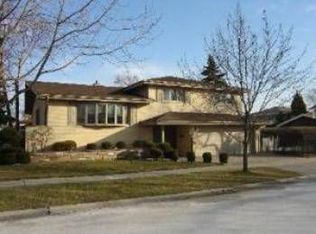 8727 W Normal Ave, Niles, IL 60714