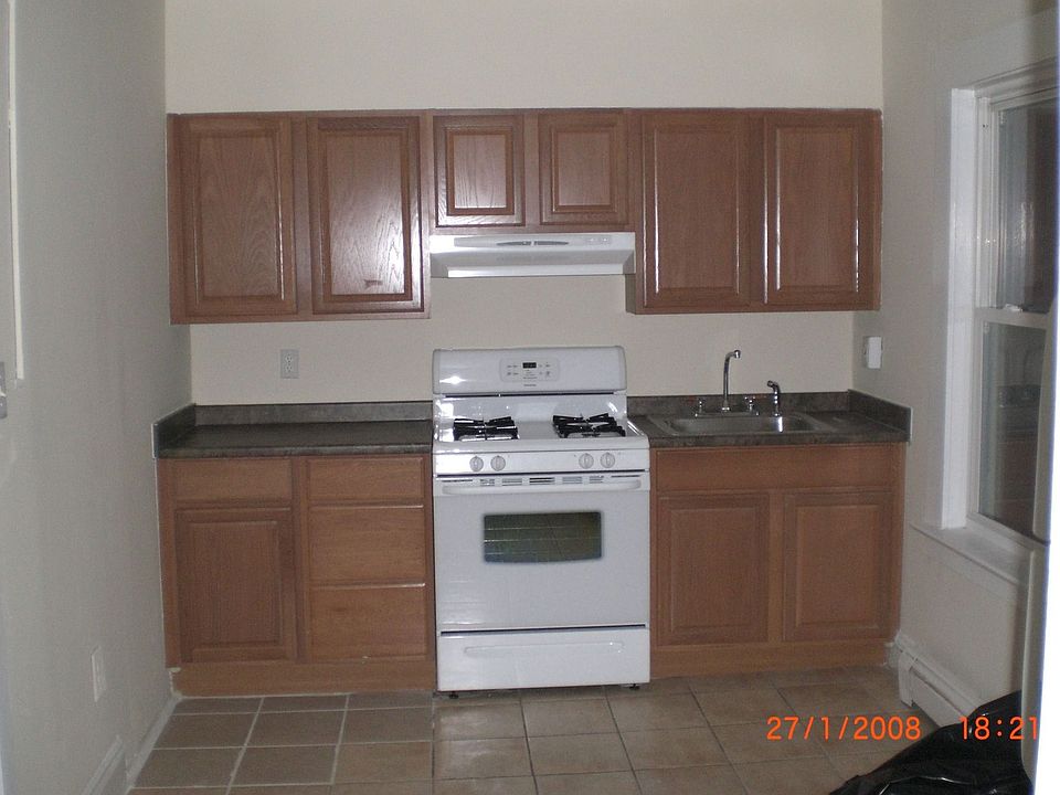 apt 2 kitchen