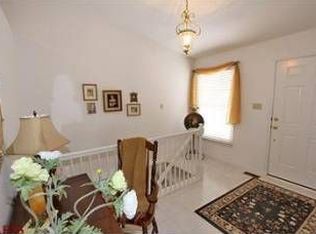 1541 Rosedale Dr, O'Fallon, MO 63366