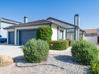 1747 W H8, Lancaster, CA, 93534