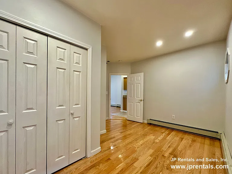 294 Chestnut Ave #1 — Photo 7
