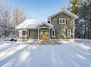 2710 Portage Trl, Springwater, ON L9X 0J3