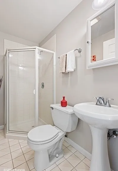 4825 N Fairfield Ave #1 — Photo 15