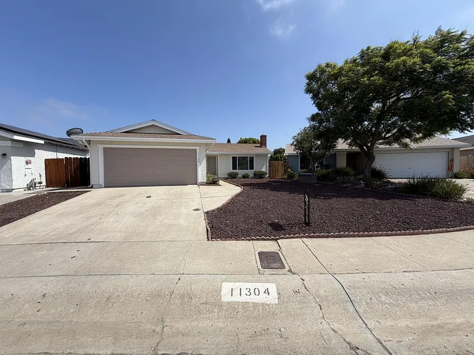 11304 Ganesta Rd