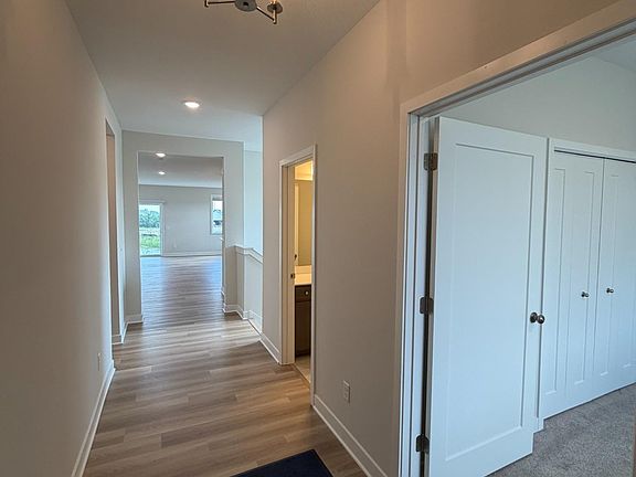 5th image of 1124 Marlene Ave