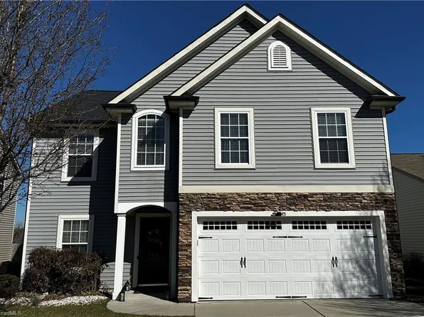 5715 Misty Hill Cir, Clemmons, NC 27012