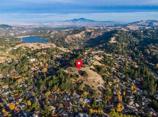 Park Lane Dr, Orinda, CA 94563