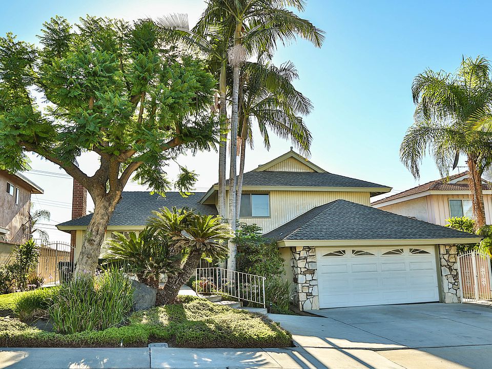2nd image of 716 De Palma Way