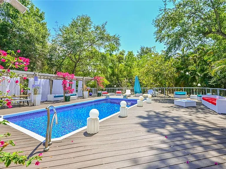 5940 English Oaks Ln — Photo 43