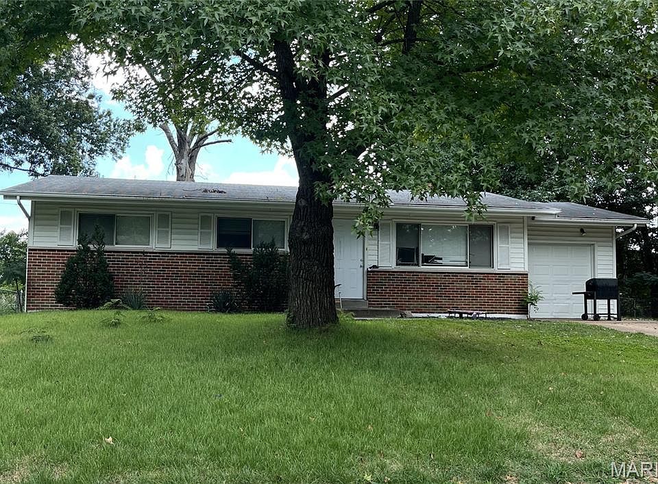 2nd image of 11668 Herefordshire Dr