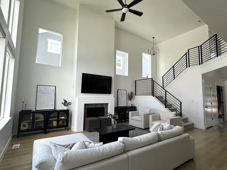 1516 W Stone Gate Dr — Photo 8