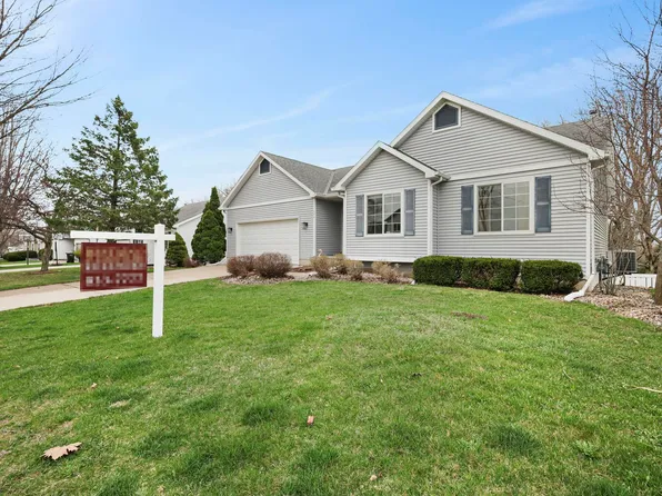 840 Vista Ridge Dr, Mount Horeb, WI 53572