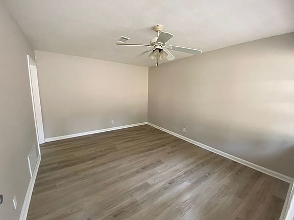 3rd image of 5024 Eton Dr