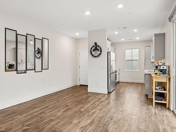 4th image of 6151 Orchard Place