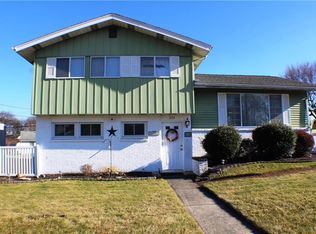 823 Flexer Ave, Allentown, PA 18103