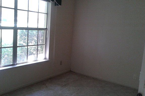 5th image of 1544 South Blvd