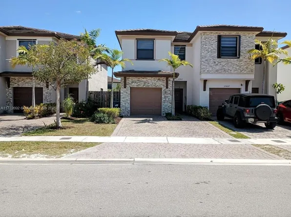 25033 SW 107th Ct, Homestead, FL 33032