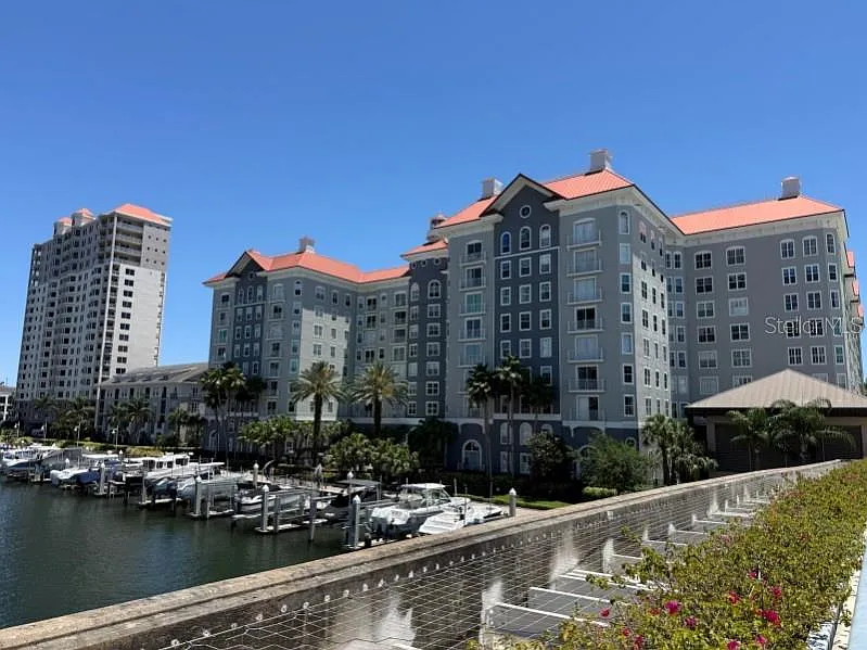 700 S Harbour Island Blvd #422