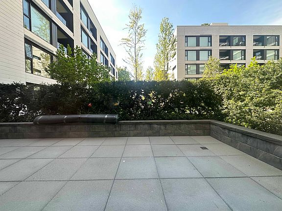 3rd image of 1571 W 57th Ave #200