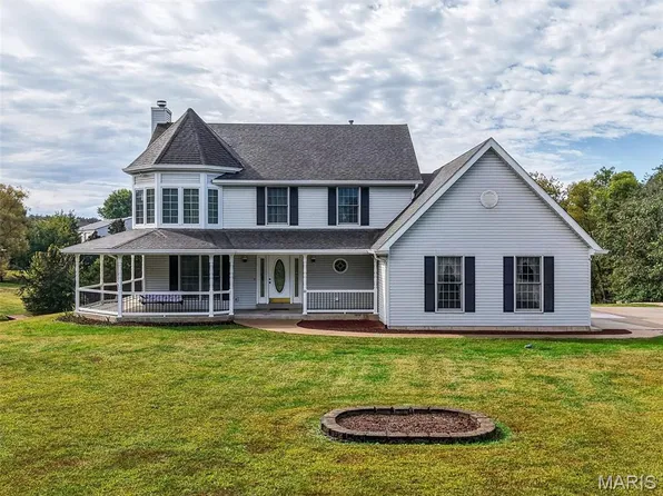 23 Prairie Crossing Dr, O'Fallon, MO 63366