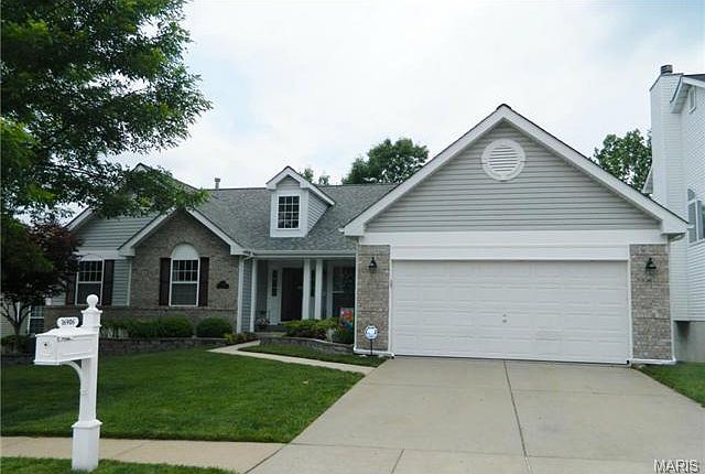 1st image of 16906 Westridge Oaks Dr