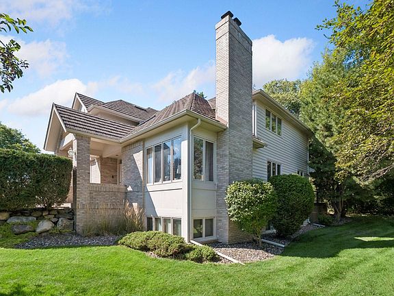 3rd image of 11304 Bluestem Ln