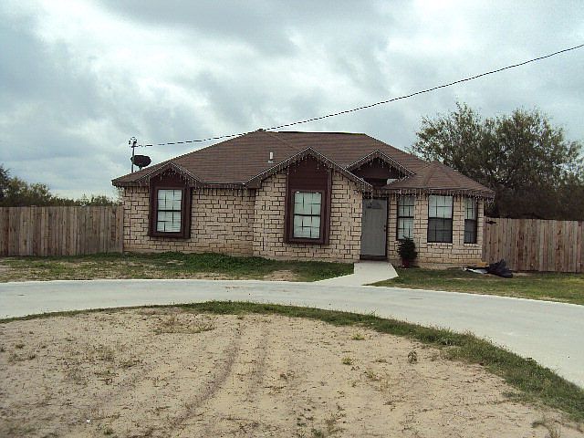 1st image of 3401 Del Oro Dr