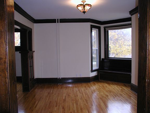3rd image of 783 Carroll Ave