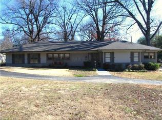 110 N Perkins Rd, Memphis, TN 38117