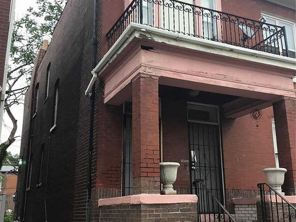 3rd image of 4041 Ashland Ave