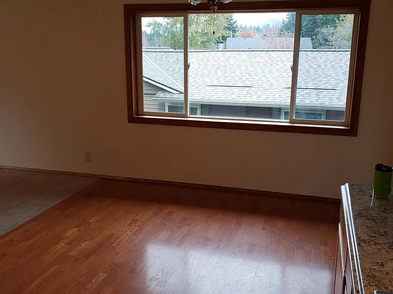dining area in the kitchen