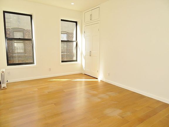 4th image of 315 W 115th St #Xfl6
