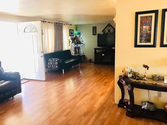 5th image of 4129 W Point Ln