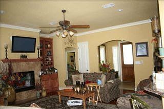 4th image of 8803 Hampton Ct
