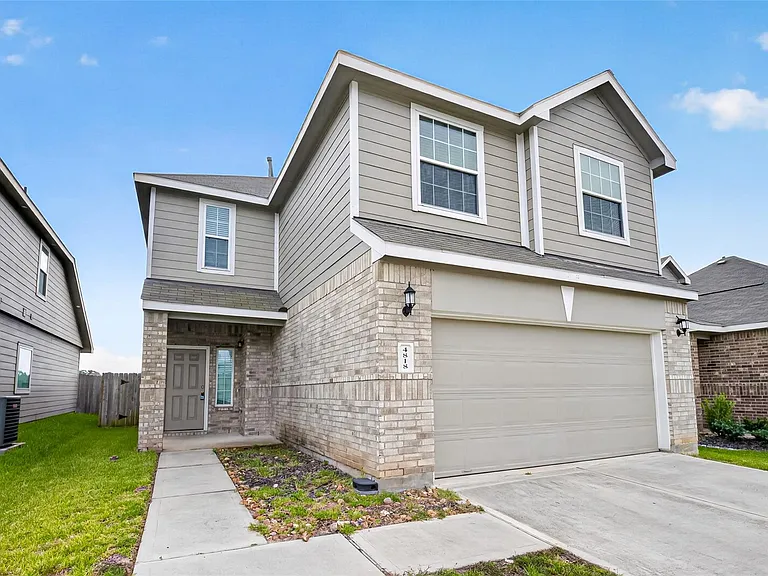 4818 Blue Jacaranda Way — Photo 2