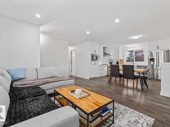 5th image of 42 Glengarry Cres