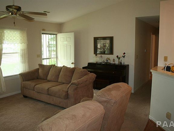 5th image of 1417 W Shenandoah Dr