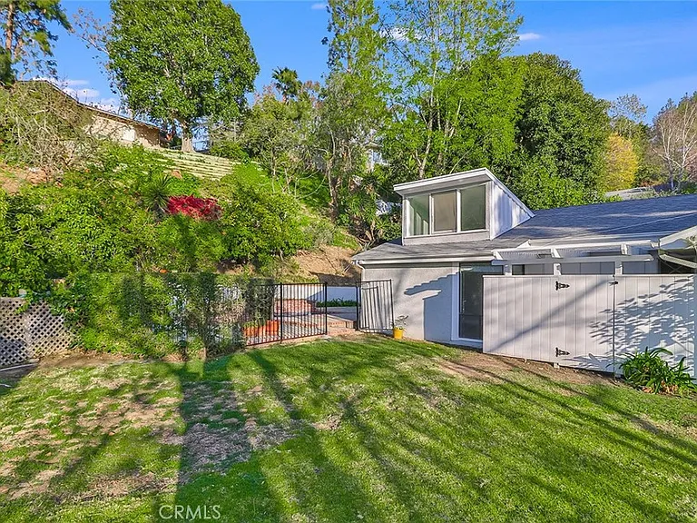 3373 Coy Dr — Photo 43
