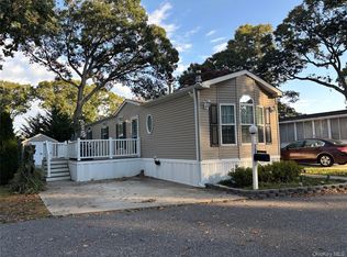 1661 Old Country Rd UNIT 72, Riverhead, NY 11901