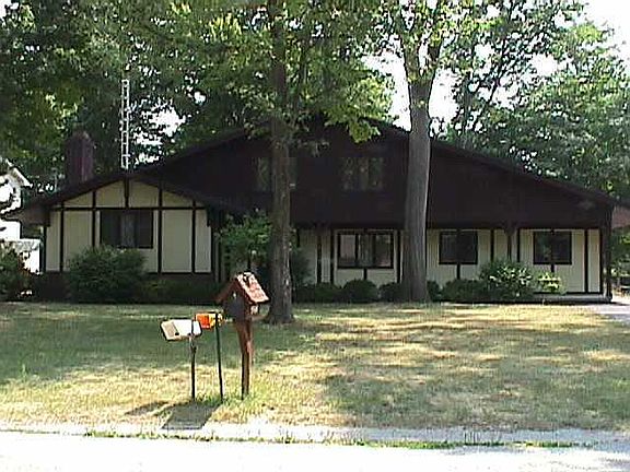 2nd image of 7046 Wildwood Dr