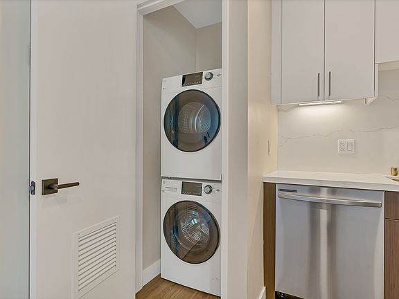 In unit washer and dryer