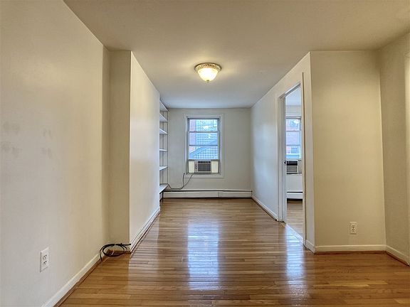 2nd image of 354 Varick St #3A