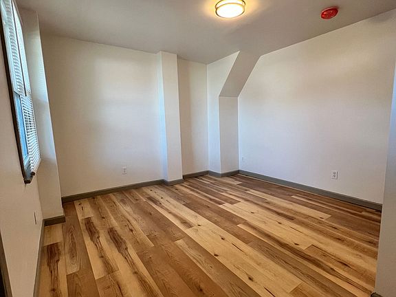 2nd image of 219 Walnut St