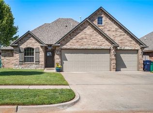 11701 SW 15th Ter, Yukon, OK 73099