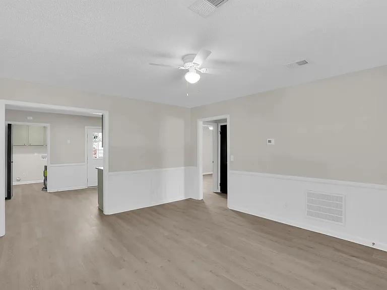 3908 Persimmon St #3908 — Photo 6