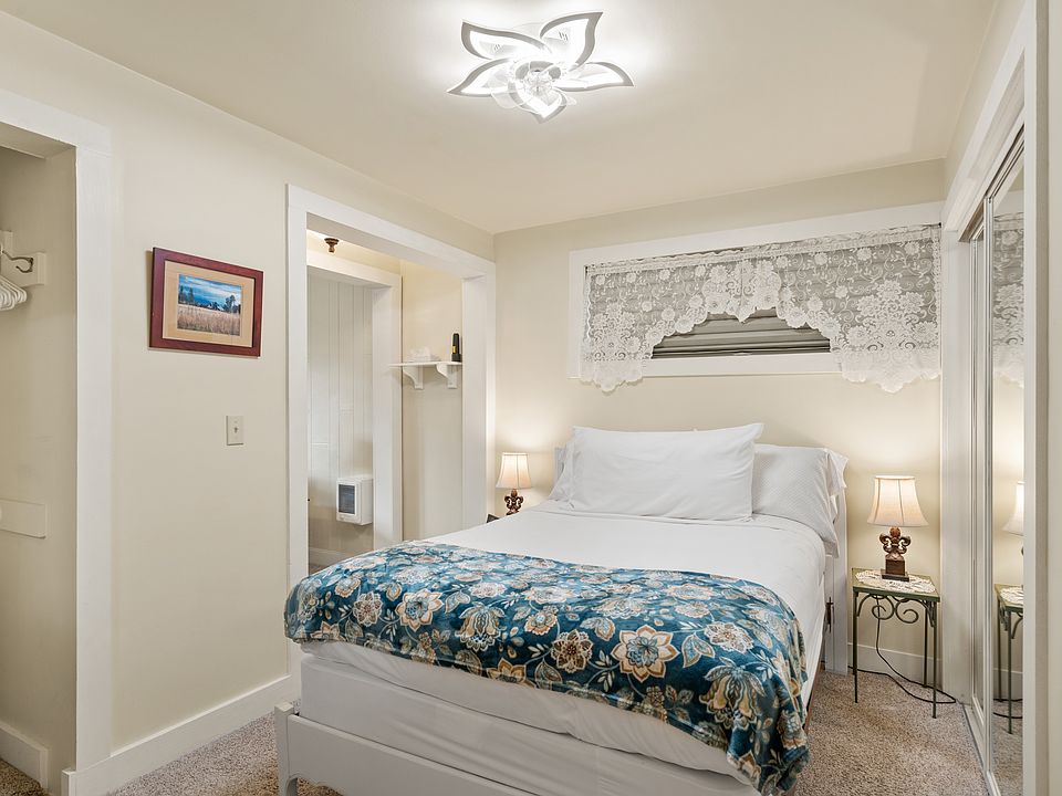 1st image of 451 Broad St #3