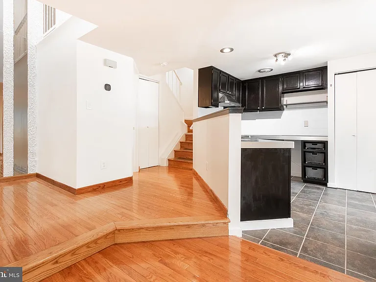 18153 Tunstall Dr — Photo 6
