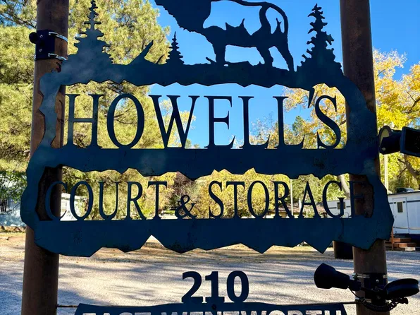 210 E Wentworth St, Newcastle, WY 82701